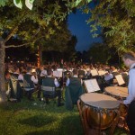 Serenade im Fackelschein